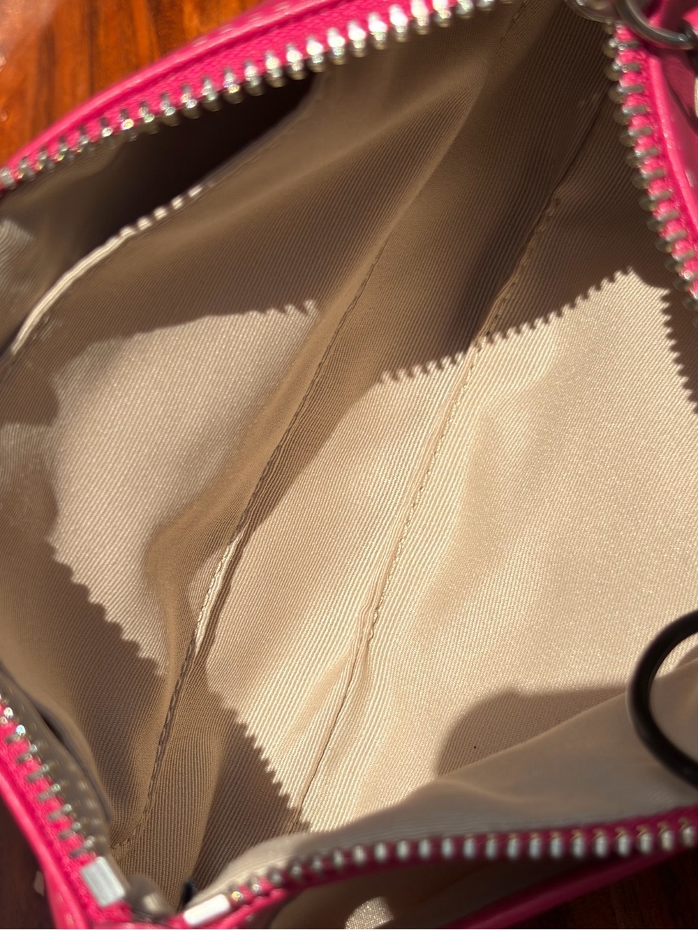 Coach Fuchsia Pink Leather Wristlet Clutch EUC - Picture 8 of 15